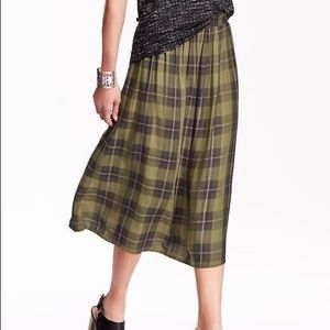 Green Olive Plaid OldNavy midi skirt